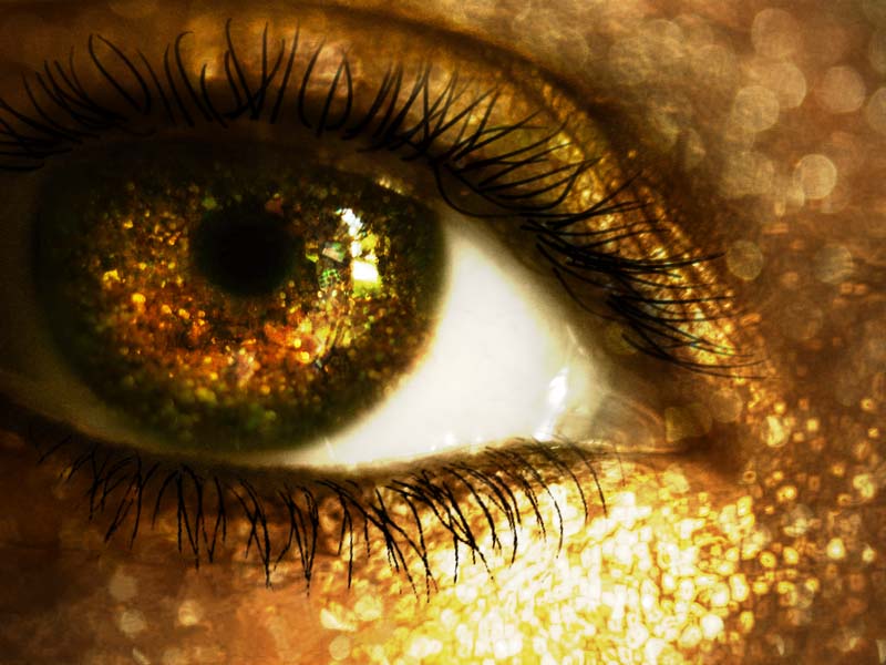 GOLDen EYE