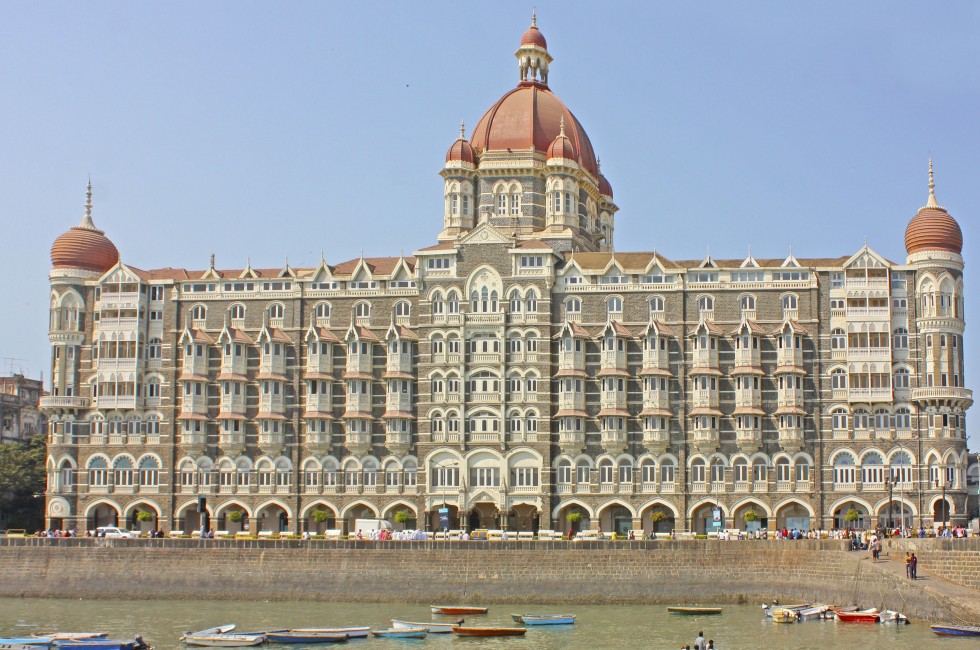 taj-mahal-palace-hotel-bombay-india_980x650